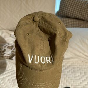 Vuori snap back hat